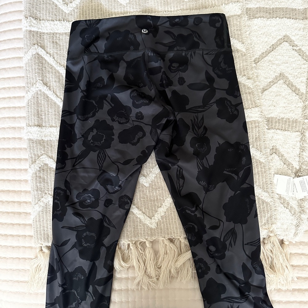 Lululemon classic capri